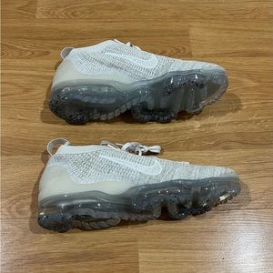Nike Vapormax Flyknit Women’s Size 5.5 Sneakers
